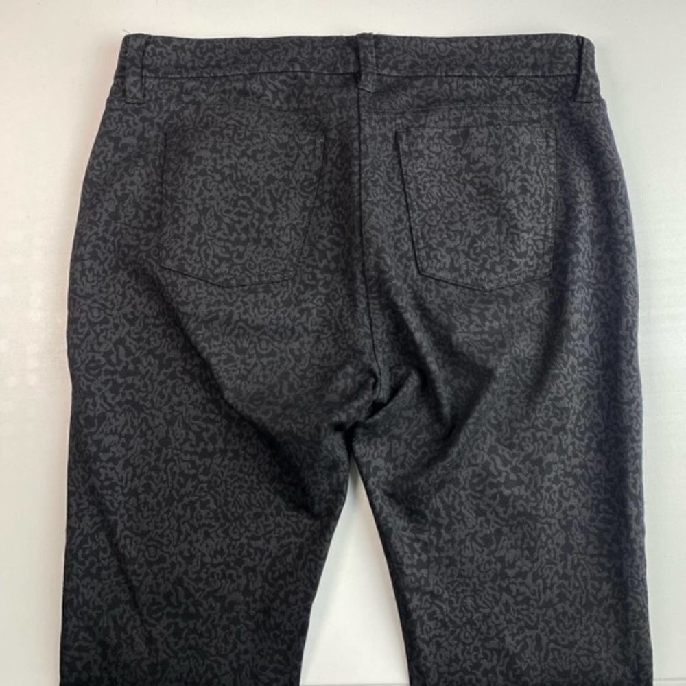 EILEEN FISHER Filigree Printed Ponte Skinny Pants Black Sz 2 - Picture 5 of 5